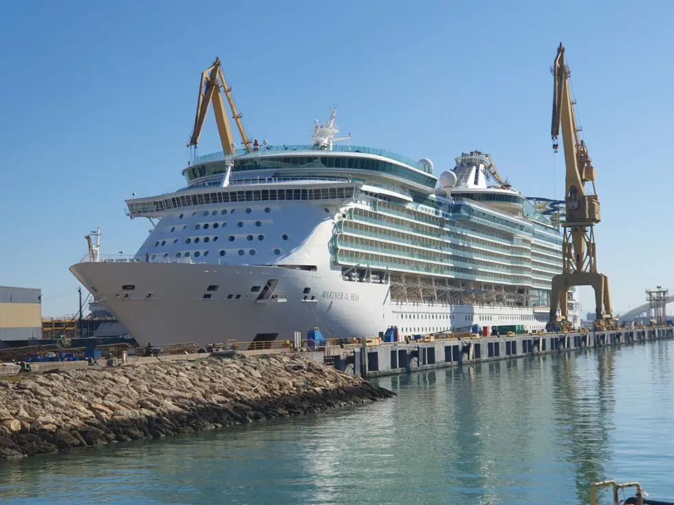 mariner of the seas, burando transport service, cadiz, spain,